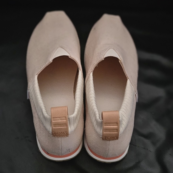 TOMS Resident Slip-On Canvas Sneaker Shoes Dusty Peach Sz 8 US NEW - Picture 4 of 7